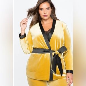 EUC ELOQUII 2 pc suit Velvet Smokers Jacket and Matching Wide Leg Pants Size 18